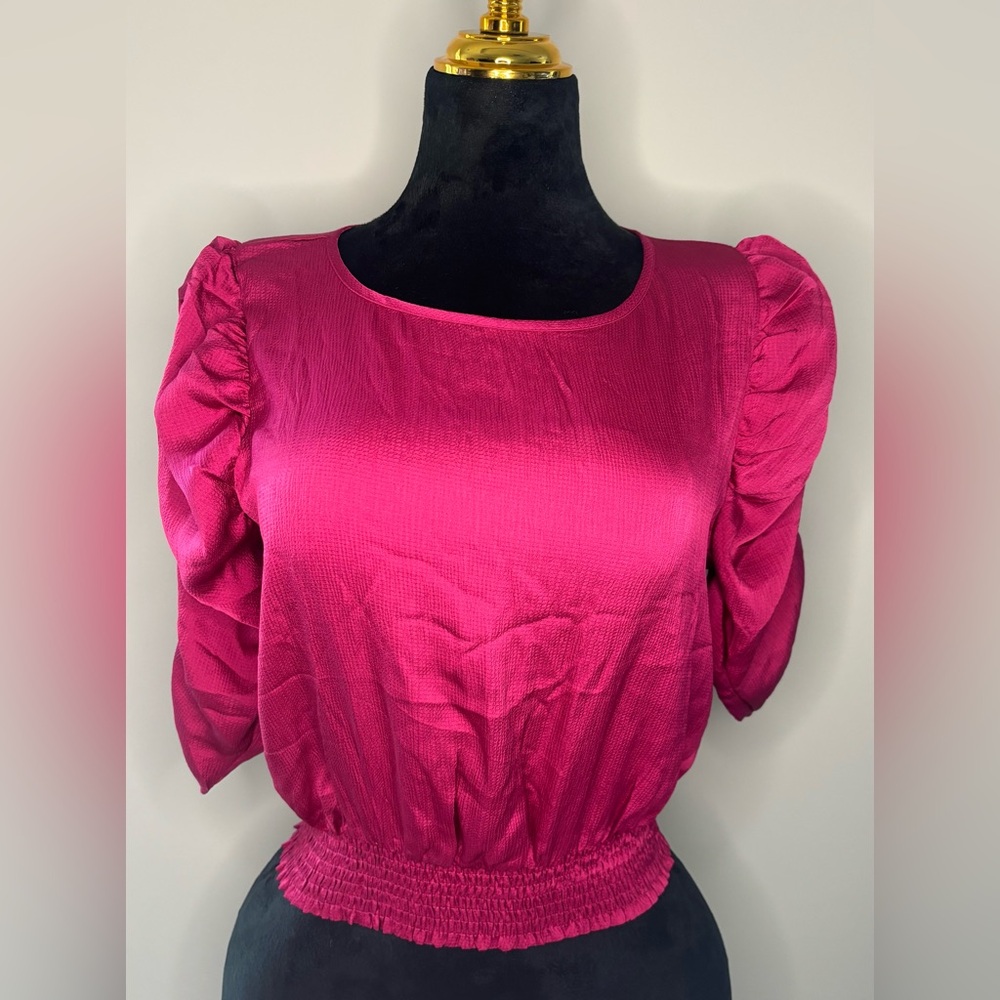 Elegant Pink Women's Top size Medium
